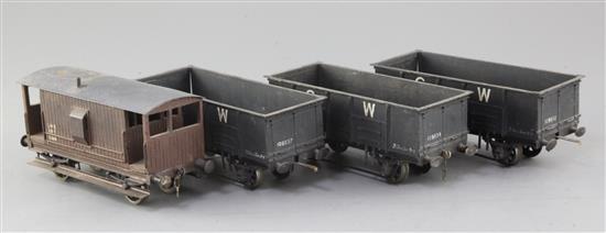 A GN mineral wagon, no. 109834, 20T, in black, all metal body grey (auto coupling), a GW mineral wagon,